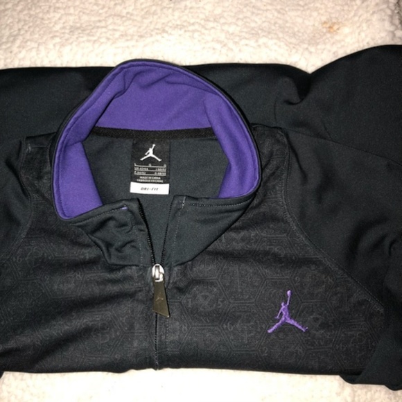 Purple Jordan light drifit jacket - Picture 7 of 7